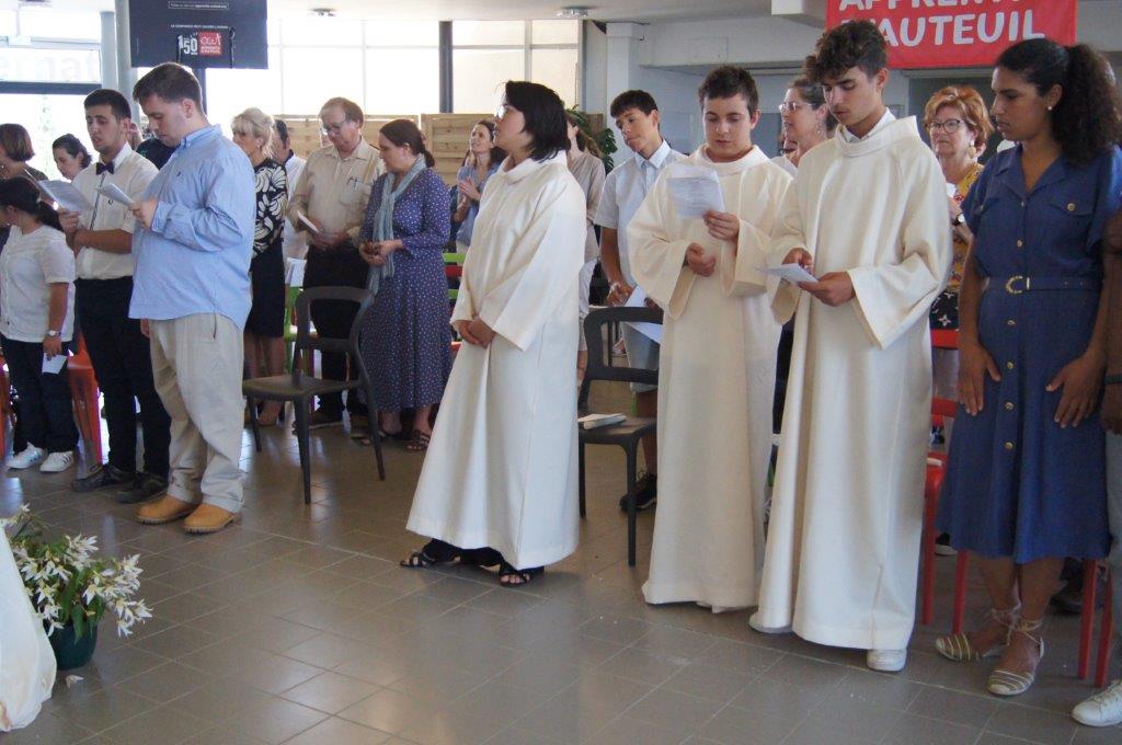 Célébration des sacrements-lycee saint-francois la cadene (7)